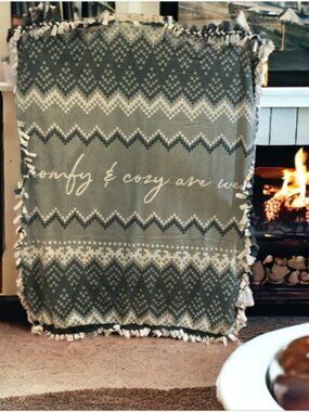 HANDMADE BLANKET -- Reversible Sofa Blanket, Green w/Saying, White W/Snowflakes